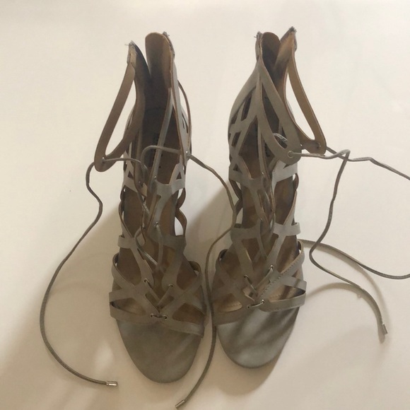 Grey wedges with laces size 8.5 - Picture 1 of 5